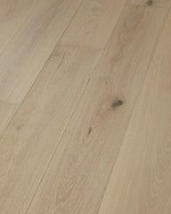 Southport 7.5in White Oak Engineered Hardwood Flooring - Snow Cloud