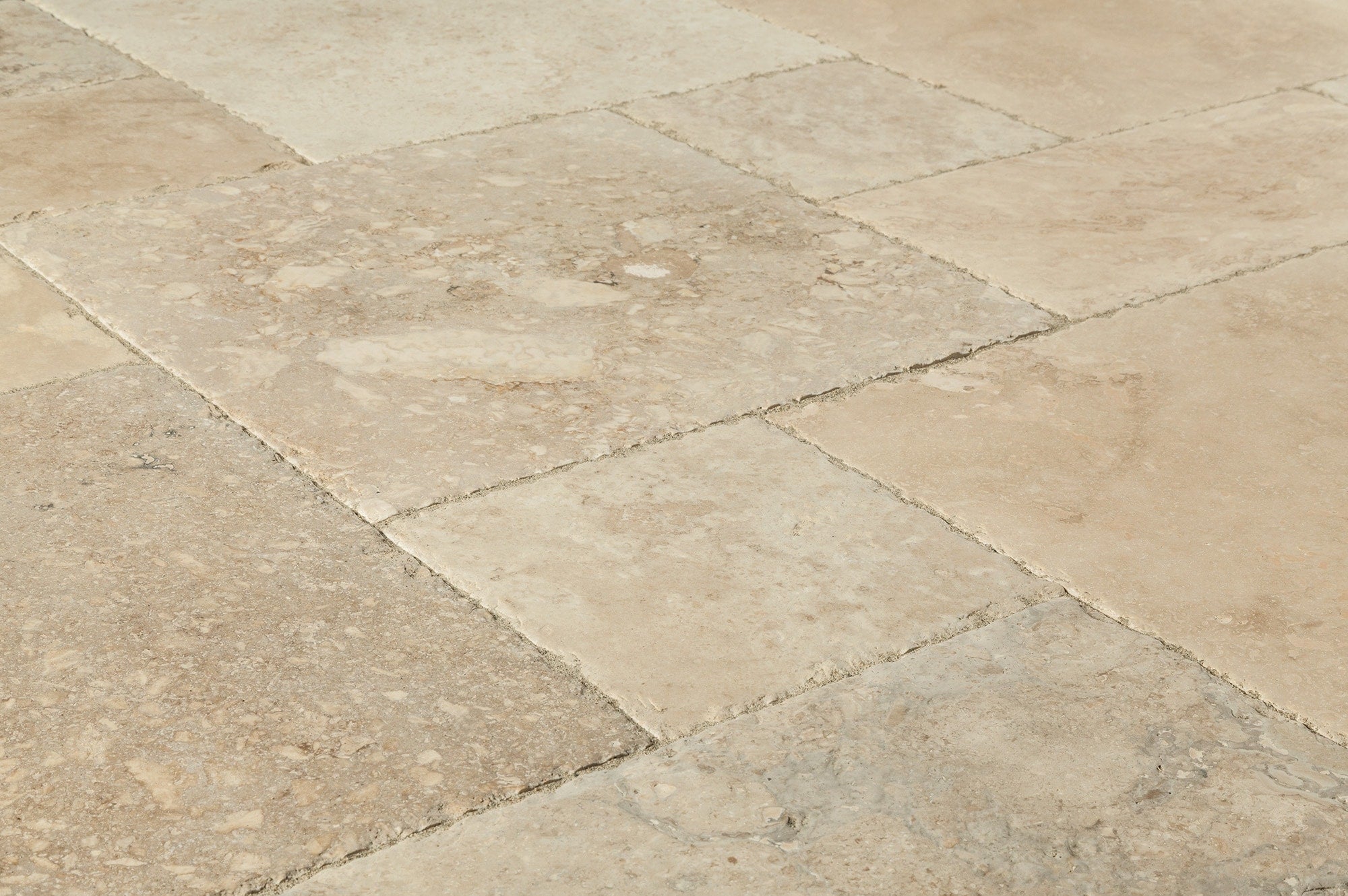 Antique Pattern Travertine Flooring Tiles - Mina Rustic / Brushed, Chiseled, and Partially Filled