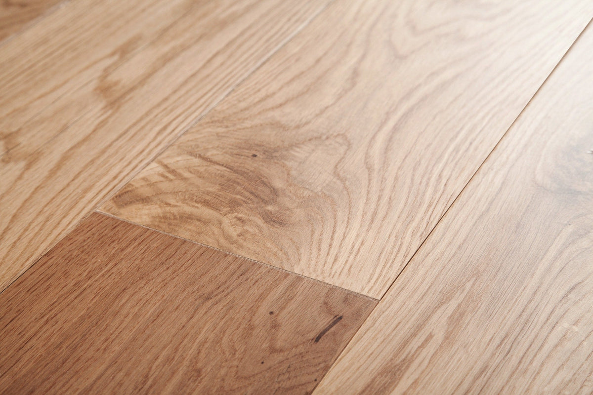 Red Oak Unfinished Solid Hardwood Flooring - Red Oak - Common #2 / 4"