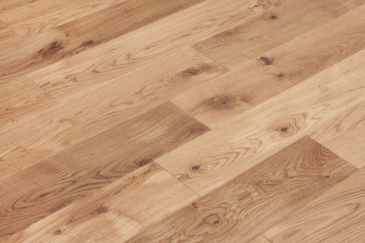Red Oak Unfinished Solid Hardwood Flooring - Red Oak - Common #2 / 3 1/4"