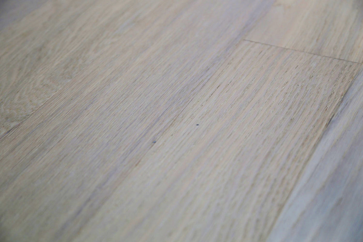Waterproof Engineered Hardwood Varuna Collection - Smoky Pearl / Waterproof