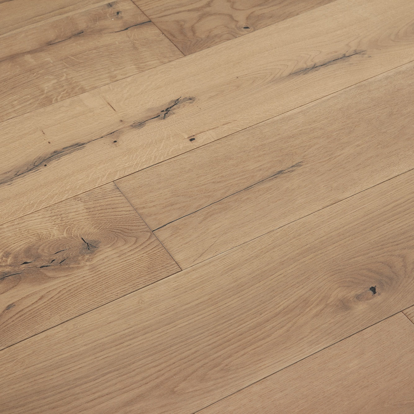 Artisan Brushed Oak Engineered Hardwood Flooring - DISCONTINUED - 4mm Cellini
