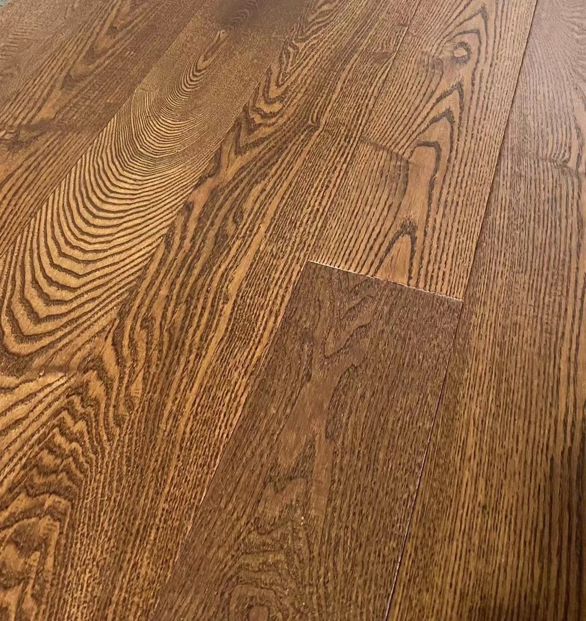 Handscraped Engineered Hardwood Flooring - Oak - Charlotte