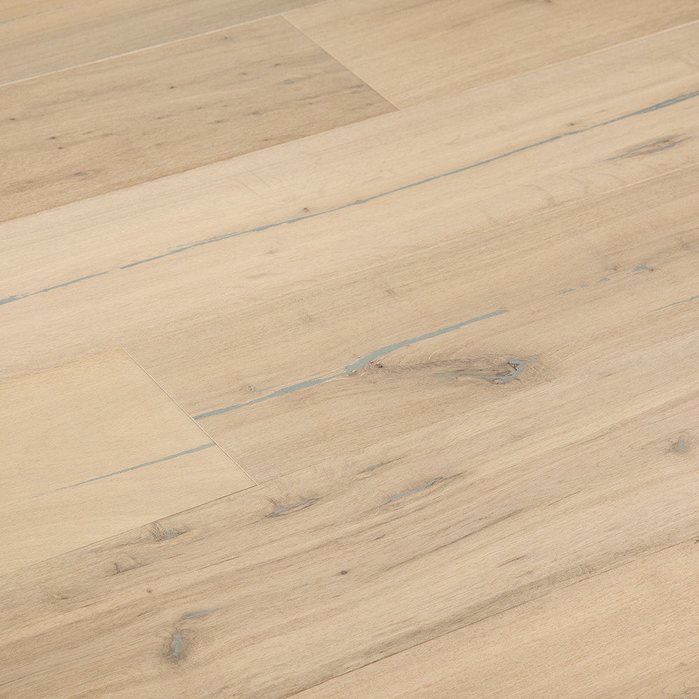 Artisan Brushed Oak Engineered Hardwood Flooring - 2.5mm Saddle