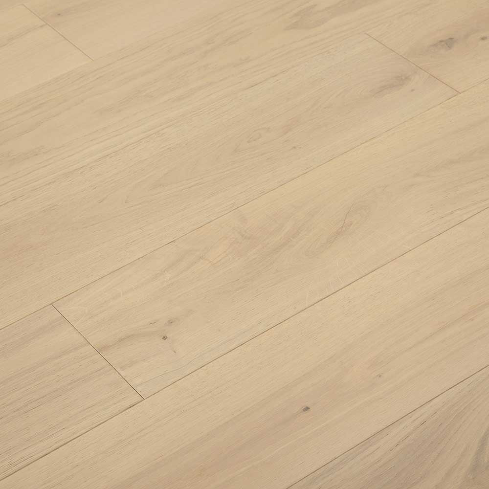 Premier Oak Engineered Hardwood - Pearle